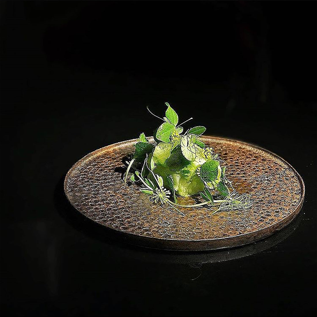 Golden Pebble Rock Plate