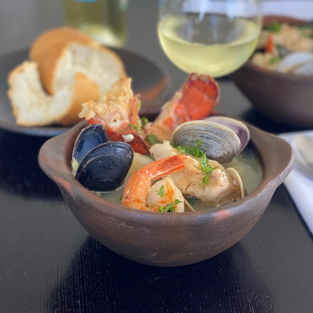 Pomaireware Pastelera Bowl